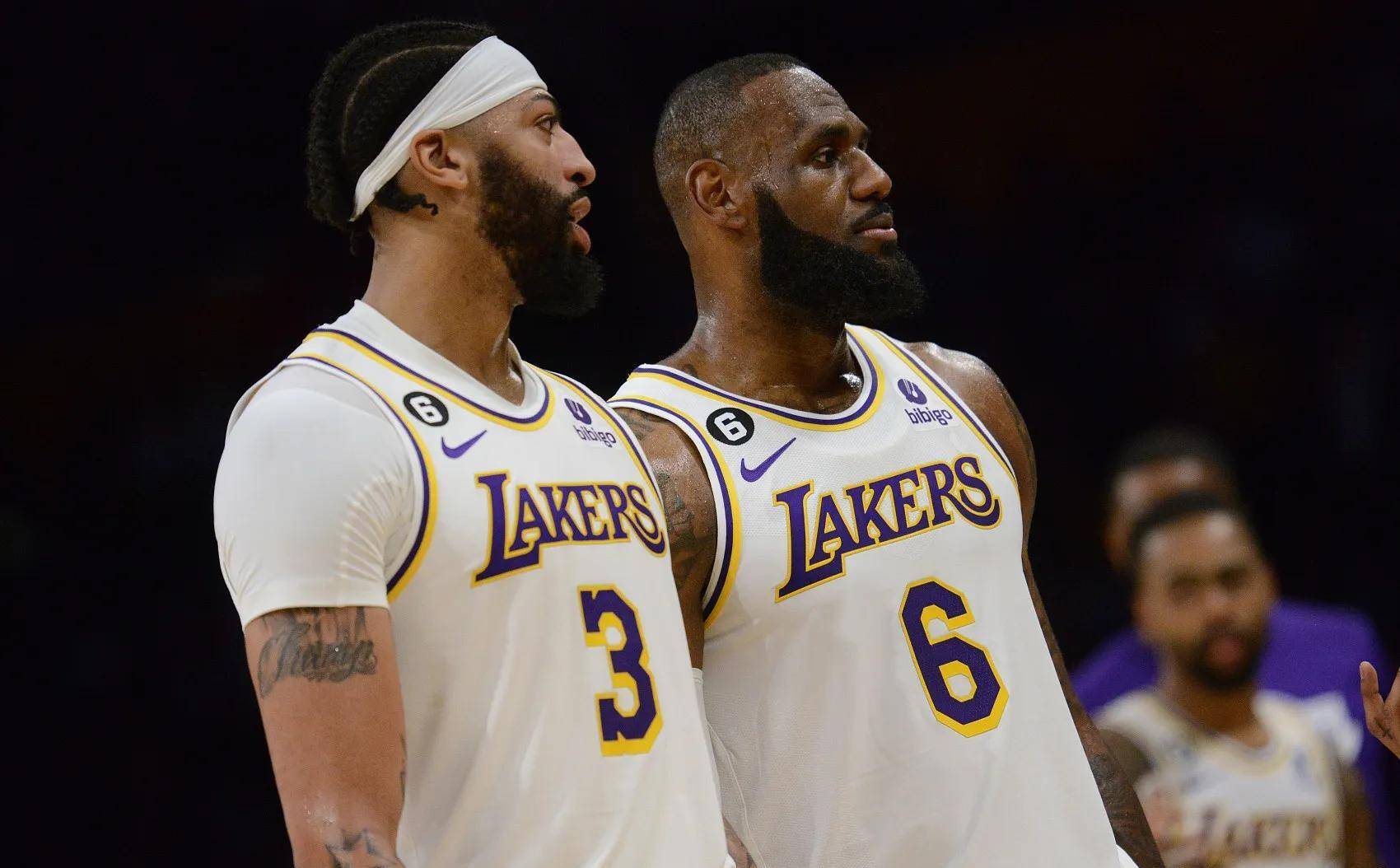 依靠快速的 依靠快速的