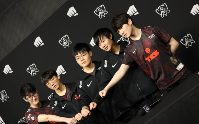 作为一名颇 作为一名颇