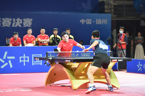 体育马德里大师赛：张之臻0-2卡拉采夫 止步八强