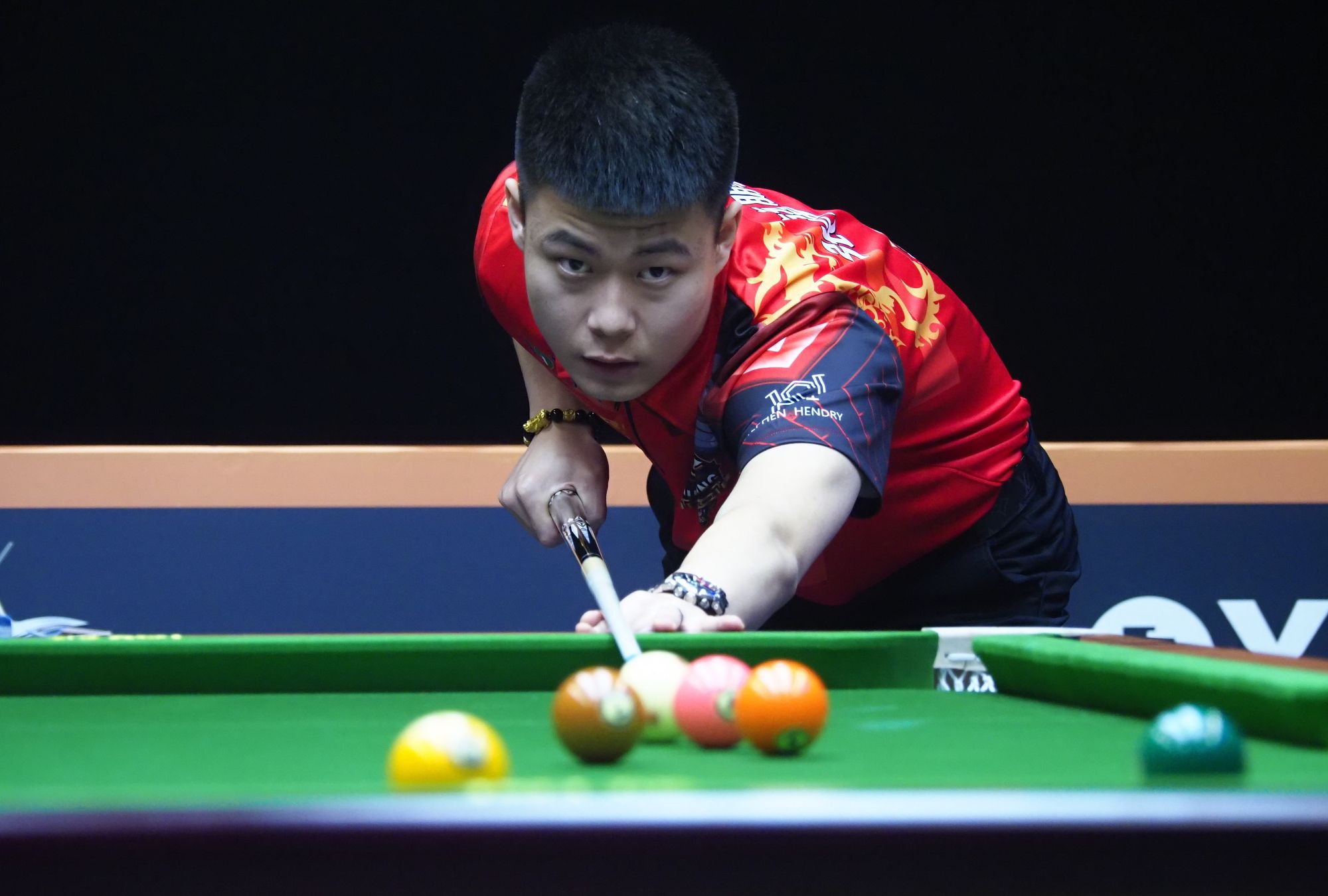 用他全能的 用他全能的